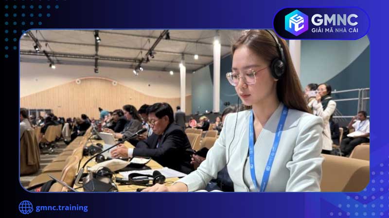 Hoa hậu Bảo Ngọc là điển hình của những người trẻ trên mạng